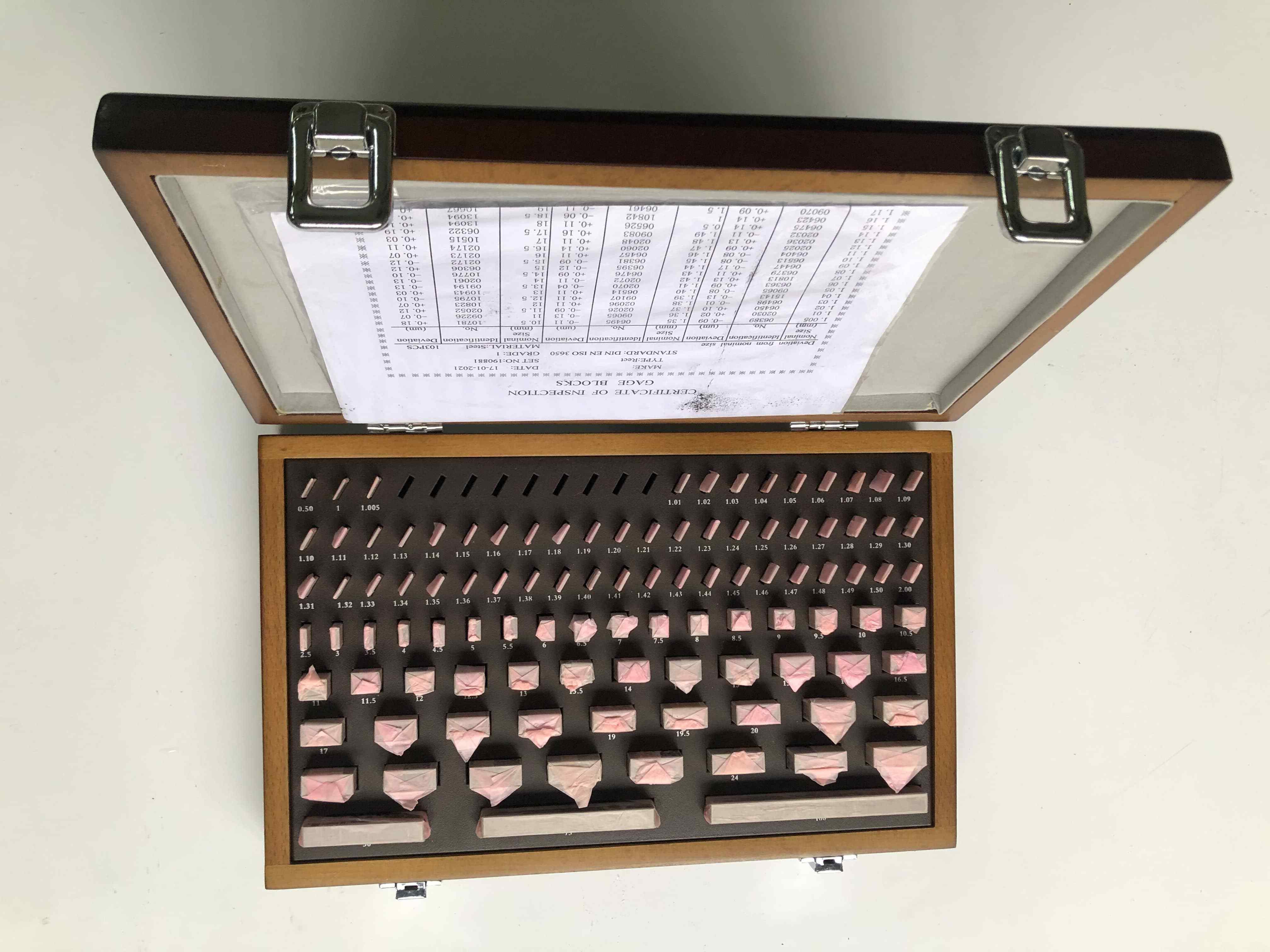 Grade 2 gauge block 103PCS