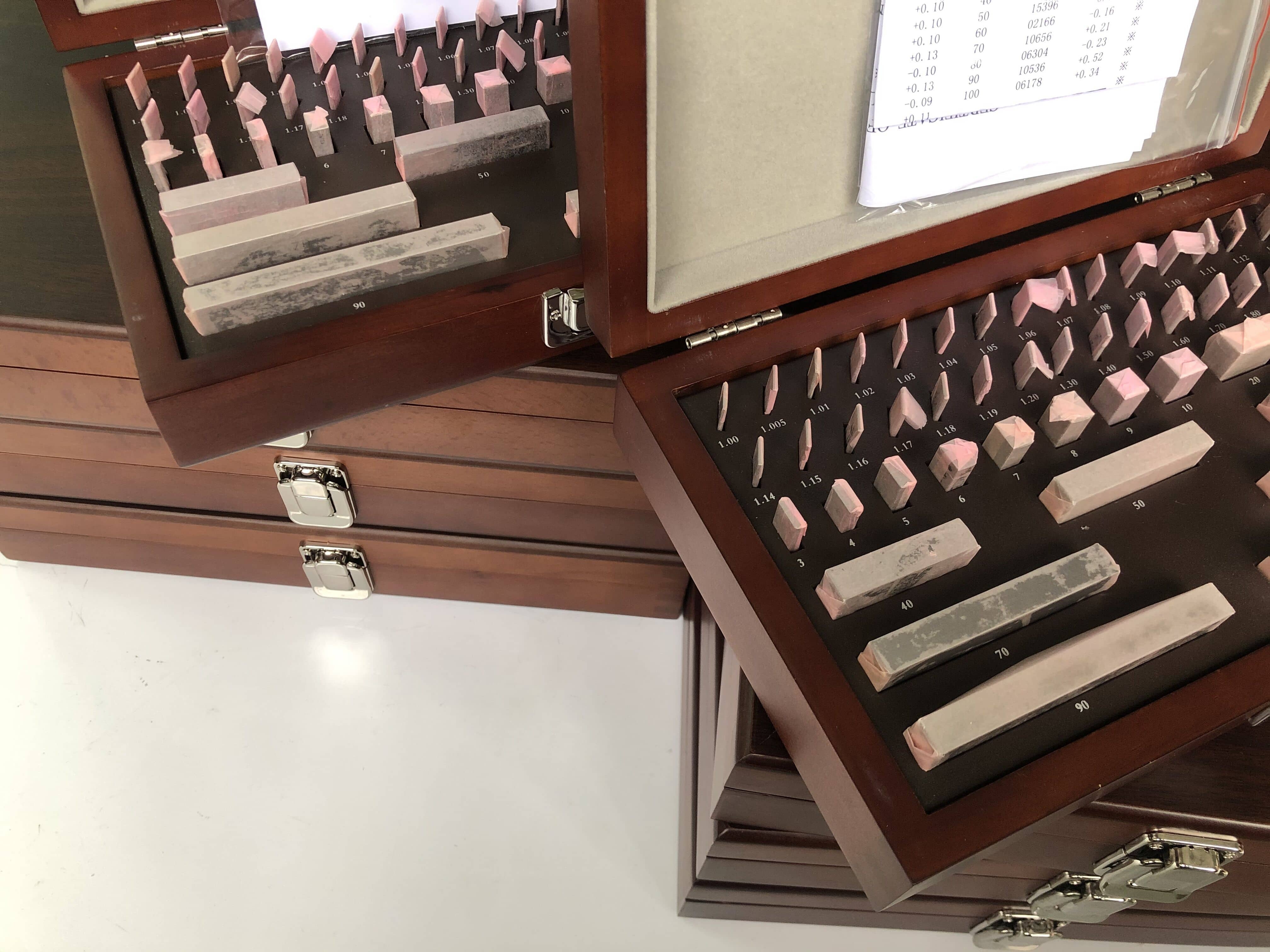Precision gauge block
